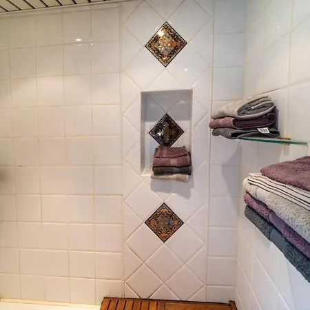 펜션 Aubepine In Sart Jalhay, Cleaning Included Arbespine